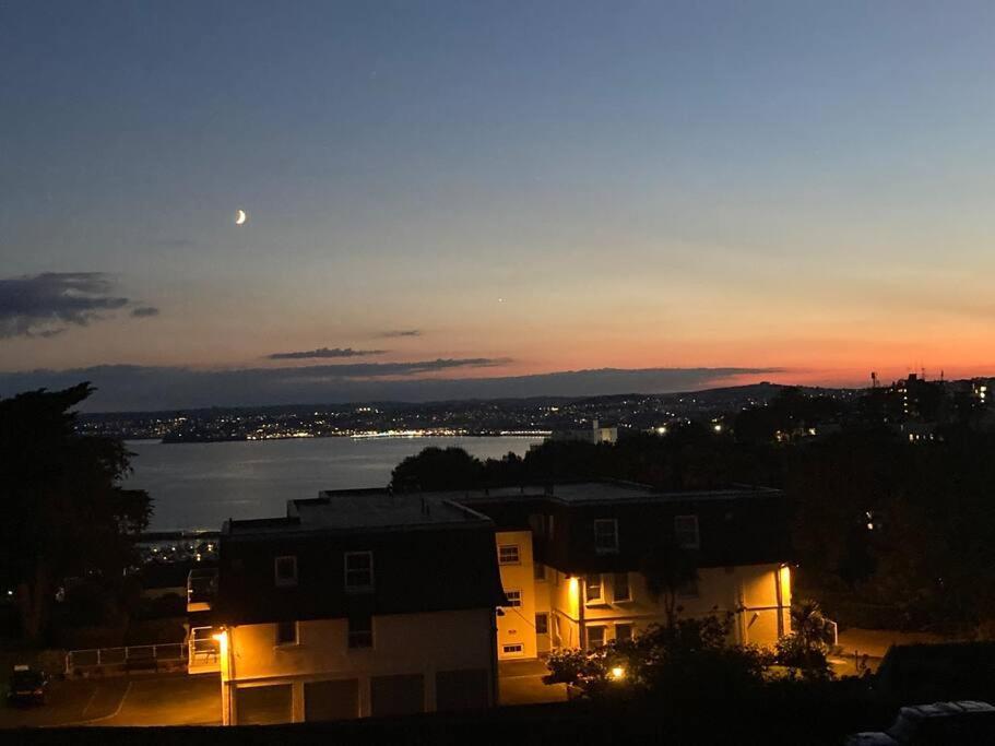 Number 7 Torquay Stunning Sea Views Διαμέρισμα Εξωτερικό φωτογραφία