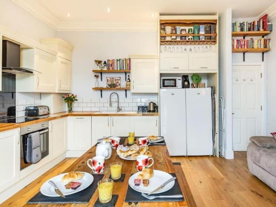 Number 7 Torquay Stunning Sea Views Διαμέρισμα Εξωτερικό φωτογραφία